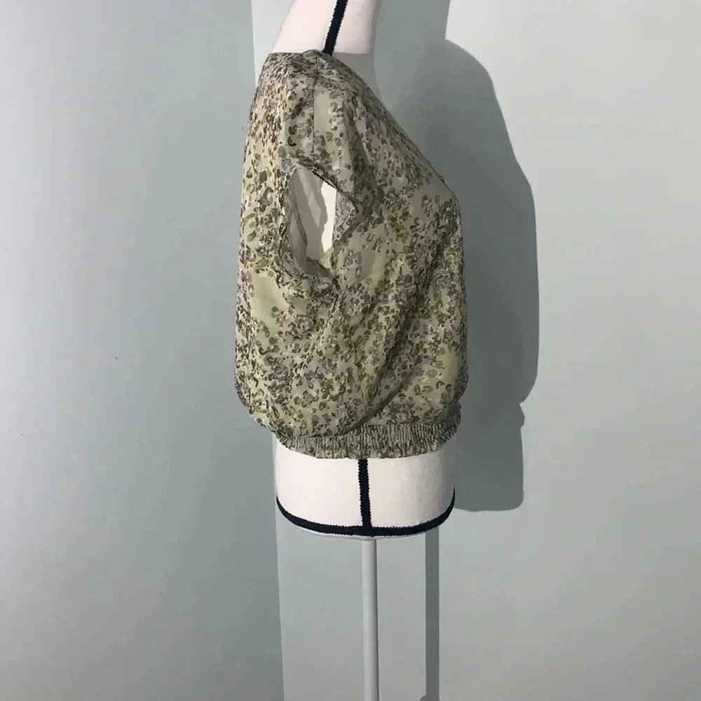 Reserved Womens V Neck Short Sleeve Blouse size 10 - Picture 6 of 12